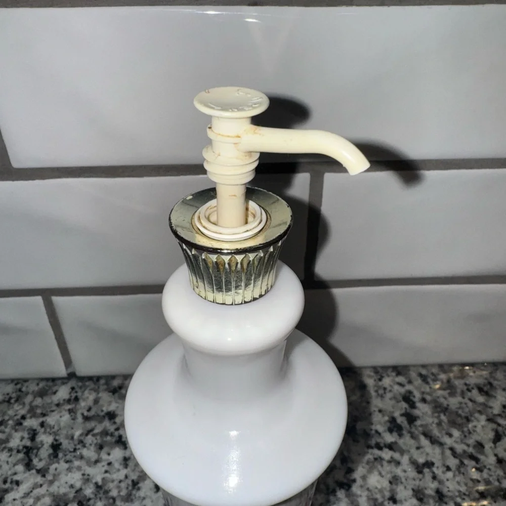 Vintage Jergens Lotion Milk‎ Glass Bottle with Original Pump Floral Grannycore